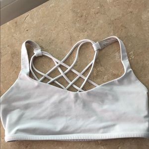 Lululemon Free to be Wild Bra